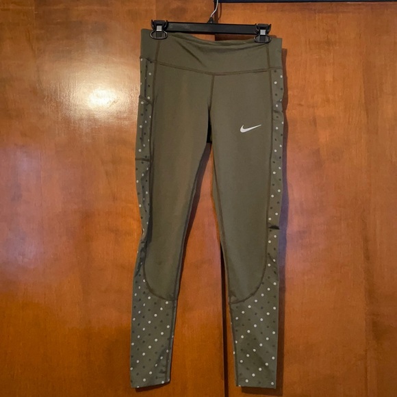 Nike Pants - Nike Hunter green dri- fit leggings!